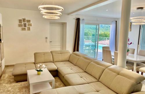 Saint-Paul-et-Valmalle Casa | Chambres & Suites Villa architecte