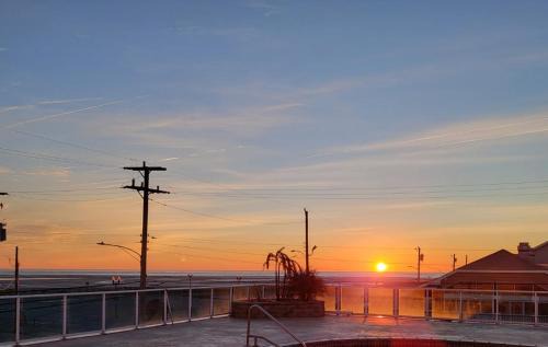 North Wildwood Apartamento | Champagne Island Resort Unit 107