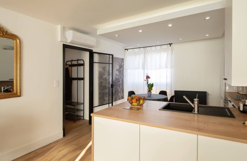 Albi Apartamento | Champollion Appartment : A/C + Netflix + Garage
