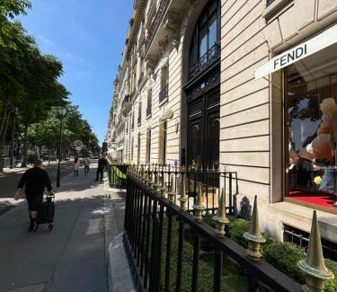 Champs-Elysees Apartamento | Champs-Élysées, Avenue Montaigne