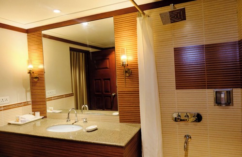 Puri Hotel | Chanakya BNR hotel