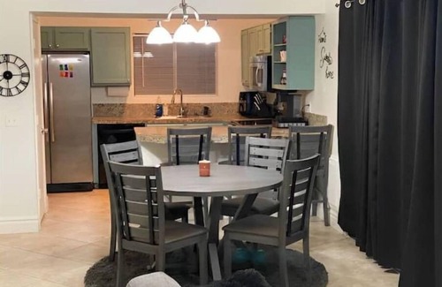 Stonegate Crossing II Casa | Chandler Home Away From Home