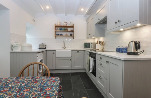 Dolwyddelan Cabaña | CHANDOS, pet friendly, with open fire in Dolwyddelan
