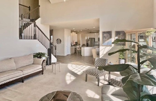 Halltown Casa | Change Environment To New Home Mountain View