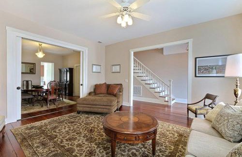 Savannah Victorian District Casa | Change Of Place Main House