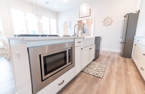 Dadeville Casa | Changes in Latitude | 4 Bed, 3 Bath