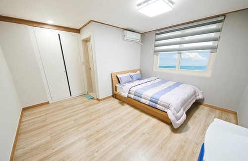 Changwon Casa | Changwon Gwaengibada Pension