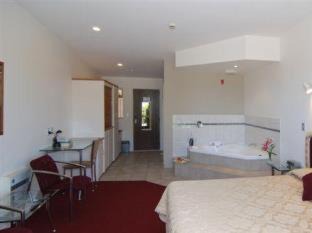 Taupo Hotel | Chantillys Motor Lodge