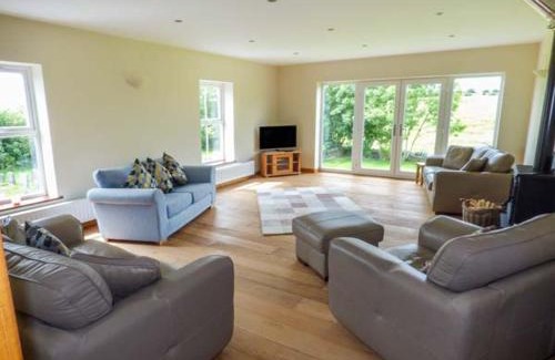 Elim Casa | Chapel House