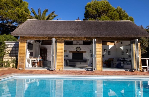 Noordhoek Casa | Chapmans Peak Lodge Noordhoek Cape Town.