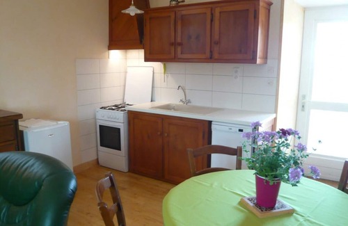 Saint-Quentin-sur-le-Homme Cabaña | Casa con encanto y jardín en Saint-Quentin-sur-le-Homme