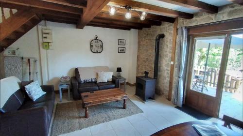 Piegut-Pluviers Casa | Character 2 bed cottage within walking distance of bar/restaurants