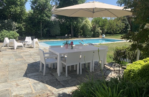 Vannes Villa | Character and spaces, large heated swimming pool... Jacuzzi... a little paradise.