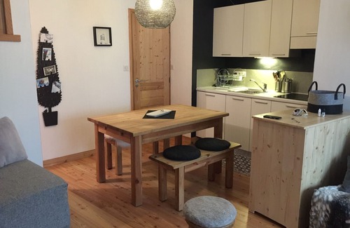 La Salle-les-Alpes Apartamento | Apartamento de carácter en chalet al pie de las pistas en Serre Chevalier 1400