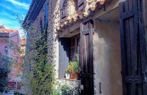 Ventabren Casa | Character apartment with independent entrance in a beautiful quiet village
