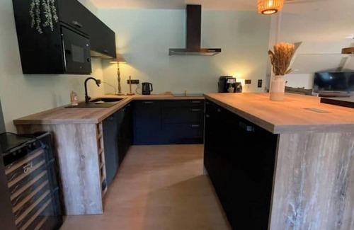 Saint-Romain Casa | Character cottage for 15 people
