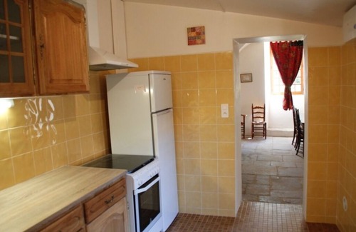Gissac Casa | Casa de carácter en el corazón de Rougiers de Camarès