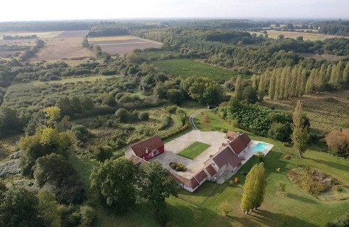 Montrieux-en-Sologne Casa | Vrbo Property