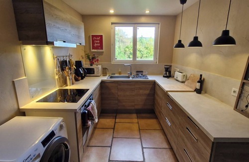 Forcalqueiret Casa | Character house with private pool, private parking, large garden and Wifi