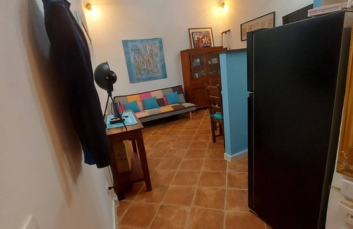 Historic Castle District Apartamento | Apartamento característico en el centro histórico medieval de Cagliari, Castello