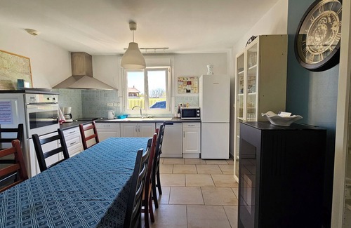 Bors de Montmoreau Casa | Charente idyllic setting, very quiet, heated swimming pool, sleeps 8