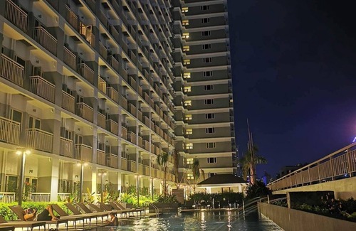 Pasay Condominio | Charie Sky View at Coast Residences near PICC CCP WTC Star City MOA Naia Airport