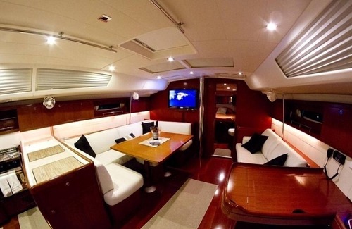 Downtown Charleston Alquiler De Eote | El yate de lujo de 50 pies de Charleston, 'Fate' y Kismet Party Yacht