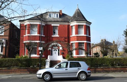 St. George's Hotel | Charlie Hotel
