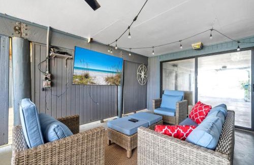 Sunnyside Casa | Charline at Shoreline Villas