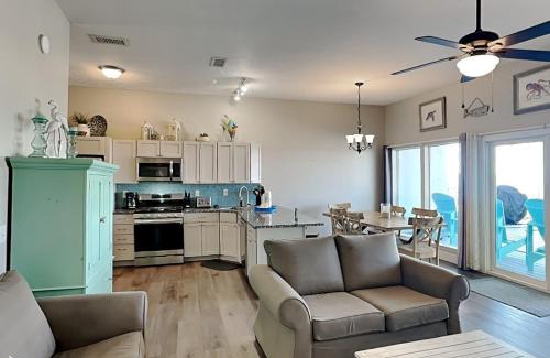 West Panama City Beach Apartamento | Charline Beachside Villa