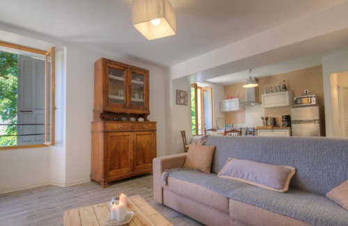 Pila-Canale Apartamento | Charm, beautiful view, large terrace, garden and swim spa