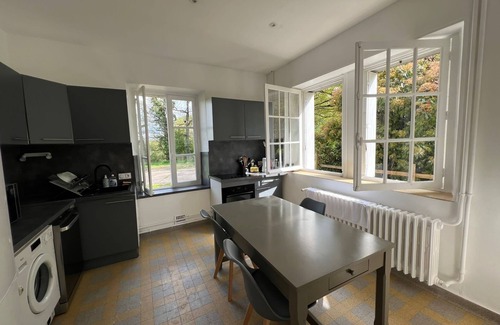 Saint-Lubin-en-Vergonnois Cabaña | Charming cottage located in the park of a 17th century castle