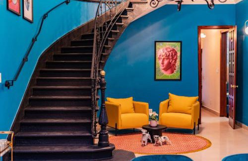 Colonia Cuauhtemoc Casa | Charm near Roma Luxurious Mansion for Groups