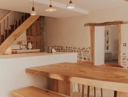 Saint-Georges-d'Esperanche Casa | Charmante maison en pierres, séjour à la ferme