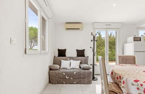 Brignoles Apartamento | Charmant Appartement avec Terrasse