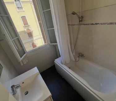 Gambetta Apartamento | Charmant appartement avec terrasse en plein cœur de Nice à deux pas de la mer !