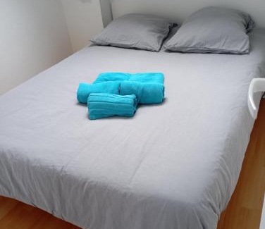 La Madeleine-Bellevue Apartamento | Charmant appartement Saint-Malo