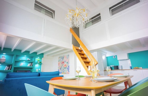 Gares Apartamento | Charmant Duplex Refait à Neuf - Centre Ville - Clim, Netflix, Wifi