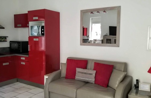 Cœur de Ville Apartamento | Charmant F2, Classé 3 Avec Jardin Clos et Garage, Centre Vichy