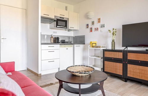 Saint-Mandrier-sur-Mer Apartamento | Charmant Studio au Village au Carrefour des Plages - Location Minimum un Mois