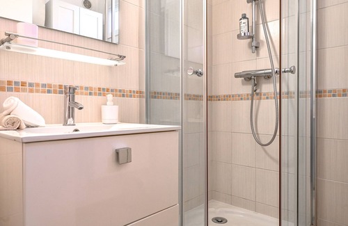 Saint-Mandrier-sur-Mer Apartamento | Charmant Studio au Village au Carrefour des Plages - Location Minimum un Mois