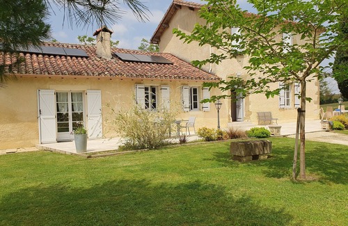 Montaut-les-Creneaux Casa | Charmant Gîte à la Campagne