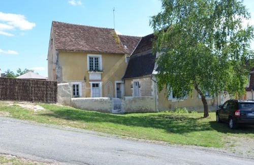 Le Blanc Casa | Charmant gîte au cœur du Berry avec jacuzzi et terrasse - FR-1-591-757
