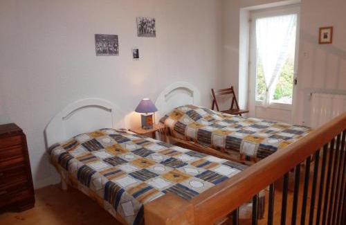Veranne Casa | Charmant gîte avec poêle à bois, terrasse et jardin, sentiers rando, 1 chambre + mezzanine - FR-1-496-256