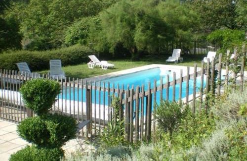 Cravant-les-Coteaux Casa | Charmant gîte avec piscine privée, terrasse et WiFi près de Chinon - FR-1-381-60