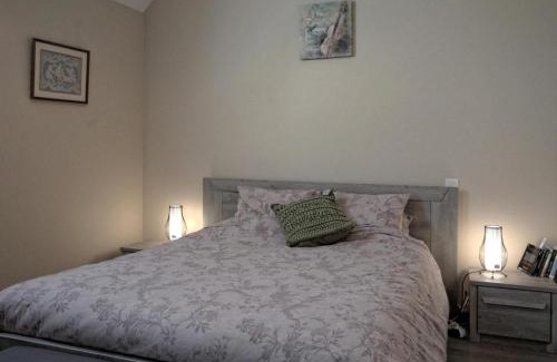 Montagney Casa | Charmant gîte rénové avec terrasse et parking au cœur de Montagney - FR-1-583-482