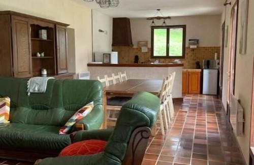 Saint-Paul-de-Salers Casa | Charmant Gîte de Montagne Avec Cheminée
