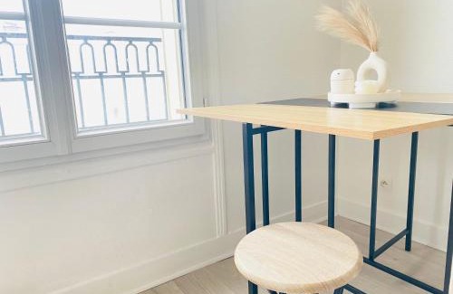 La Garenne-Colombes Apartamento | Charmant studio calme, proche La Défense & Paris