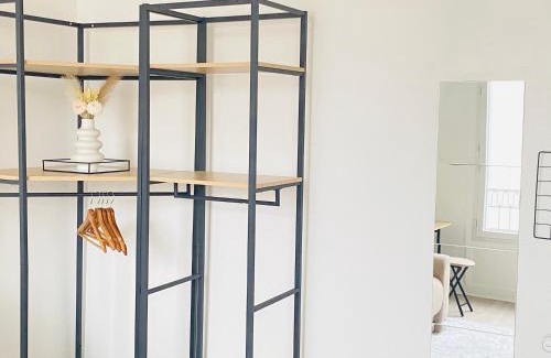 La Garenne-Colombes Apartamento | Charmant studio calme, proche La Défense & Paris