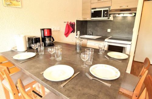 La Salle-les-Alpes Apartamento | Charmant studio 4 pers avec piscine, proche télécabines et commerces, accès direct ski, La Salle-les-Alpes - FR-1-330F-106